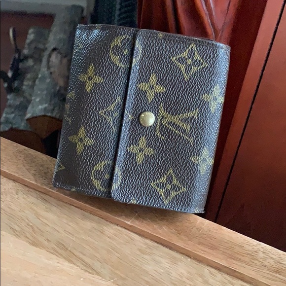 Authentic Louis Vuitton Wallet - Picture 16 of 16